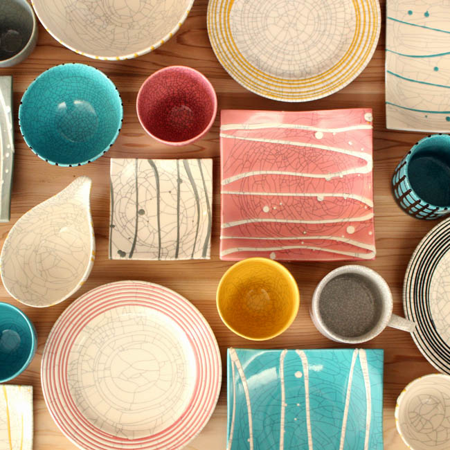 三重県四日市市の伝統工芸品である「萬古焼」。面白い人柄の苫米地さんの作品。 着楽（チャクラ/ciacura）