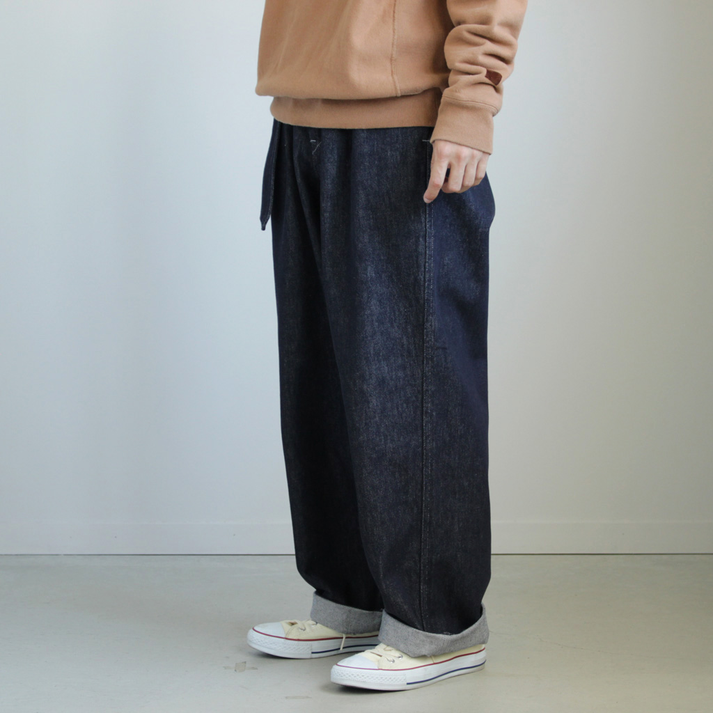 graphpapergraphpaper colorfast denim belted pants