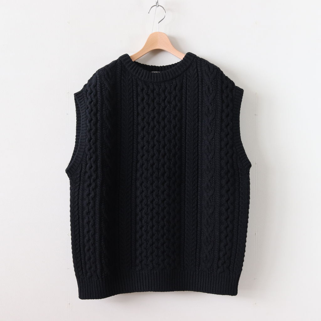 AURALEE | オーラリー [ FRENCH MERINO ARAN KNIT VEST #BLACK [A8AV03FM] ] –  着楽（チャクラ/ciacura）