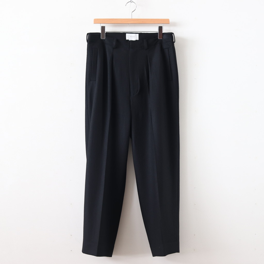 YOKE | ヨーク [ CUT-OFF 1TUCK WIDE TROUSERS #BLACK [YK19AW0053P