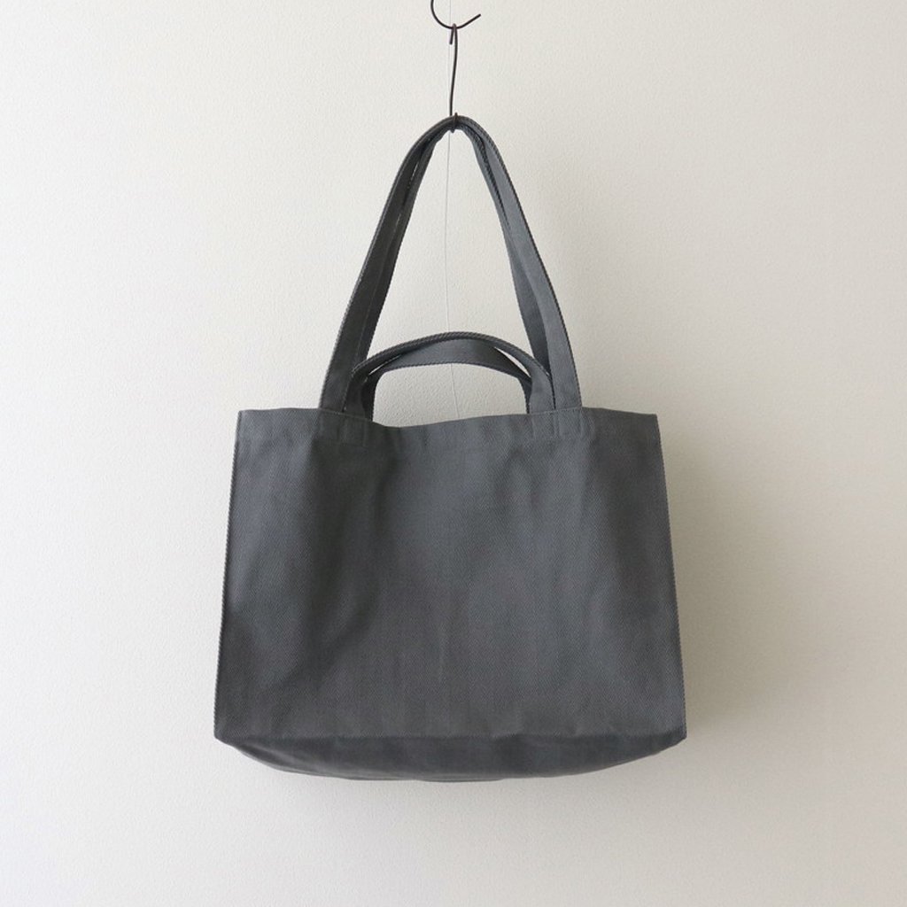 ERA. | イーラ [ BACK LOGO BIG TOTE BAG #GRAY [K001B] ] – 着楽