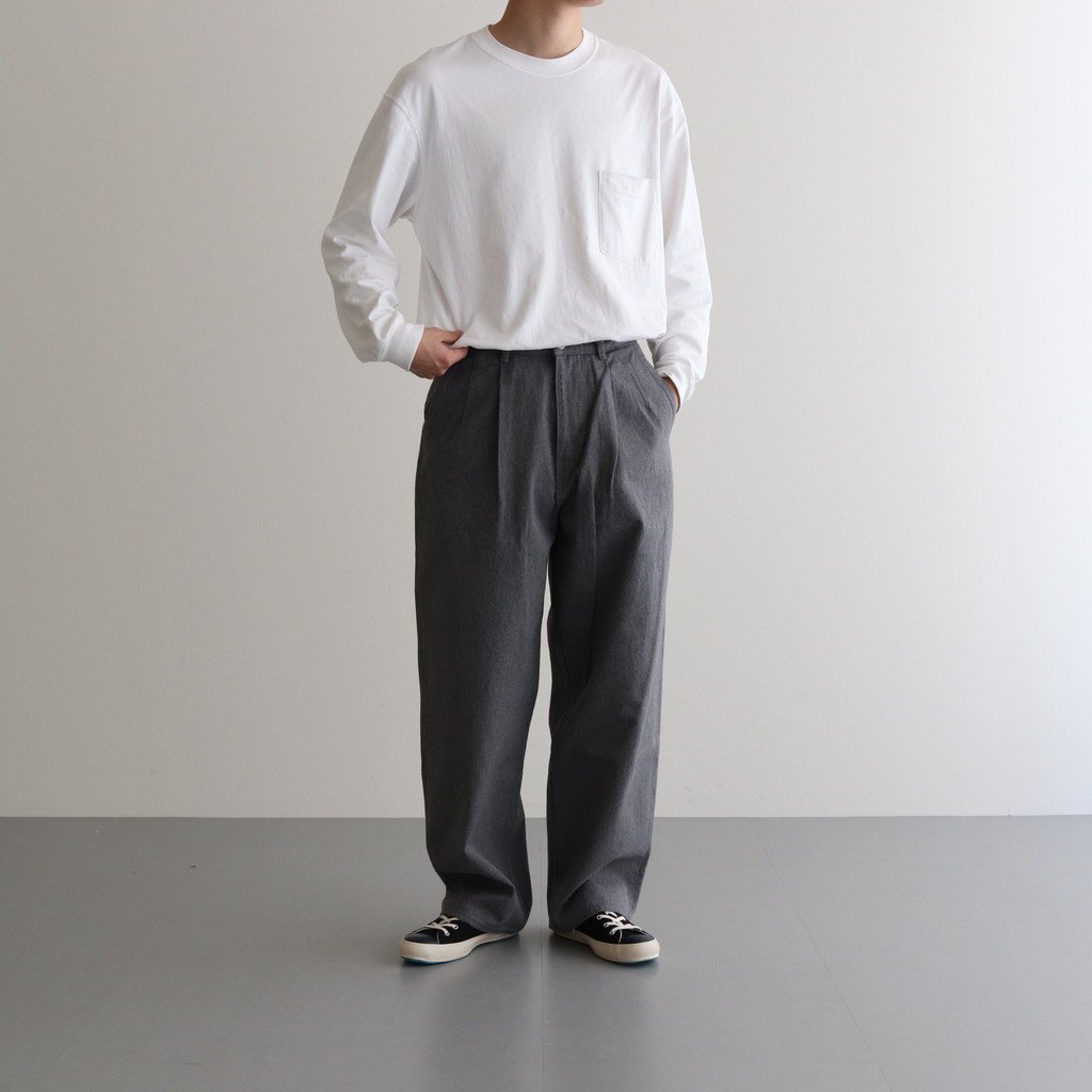 グラフペーパー COLORFAST DENIM 2 TUCKS PANTS