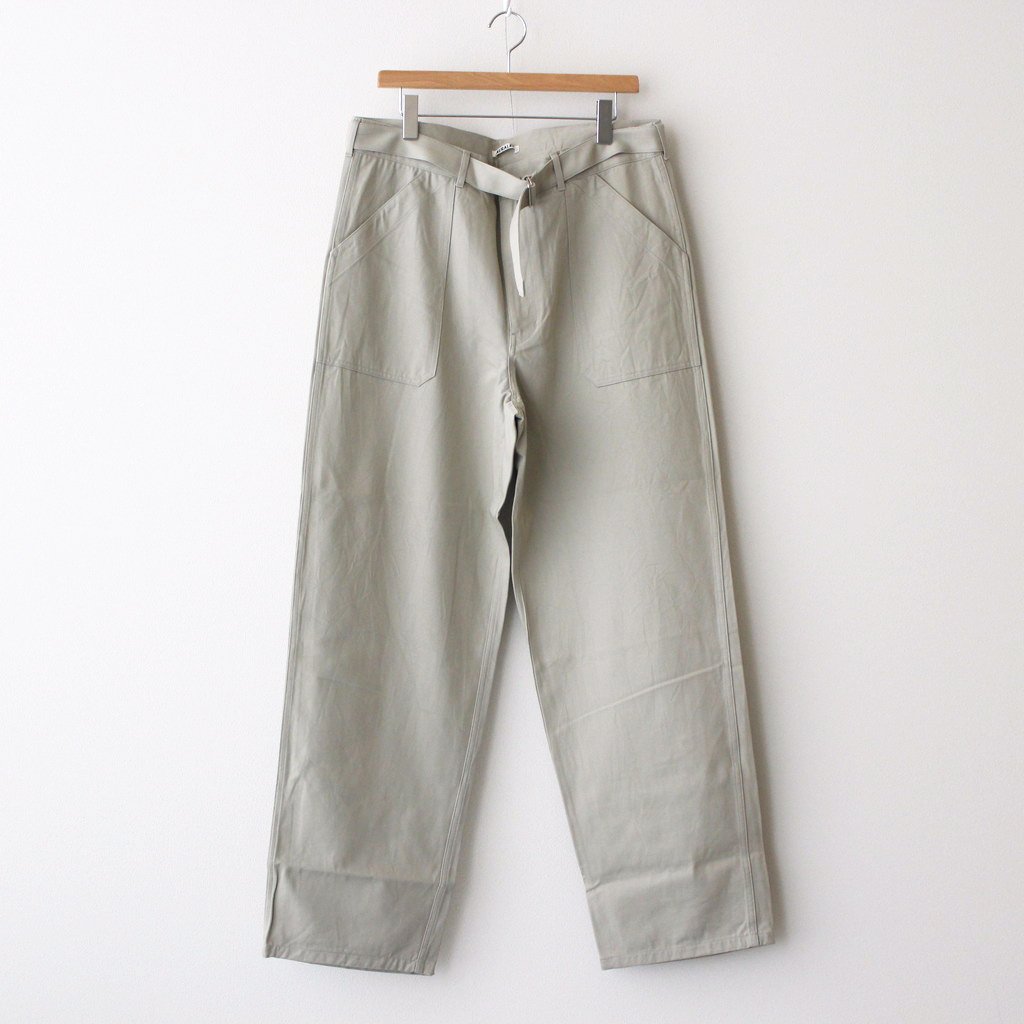 オーラリーHARD TWIST FINX HEAVY CHINO BELTED PANTS - チノパン