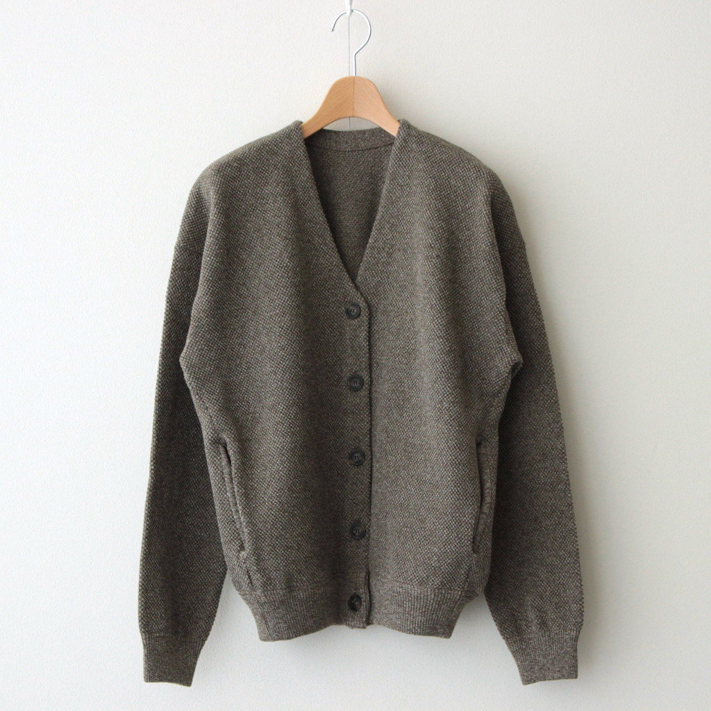 crepuscule | クレプスキュール [ MOSS STITCH V/N CARDIGAN #KHAKI [2201-002W] ] –  着楽（チャクラ/ciacura）